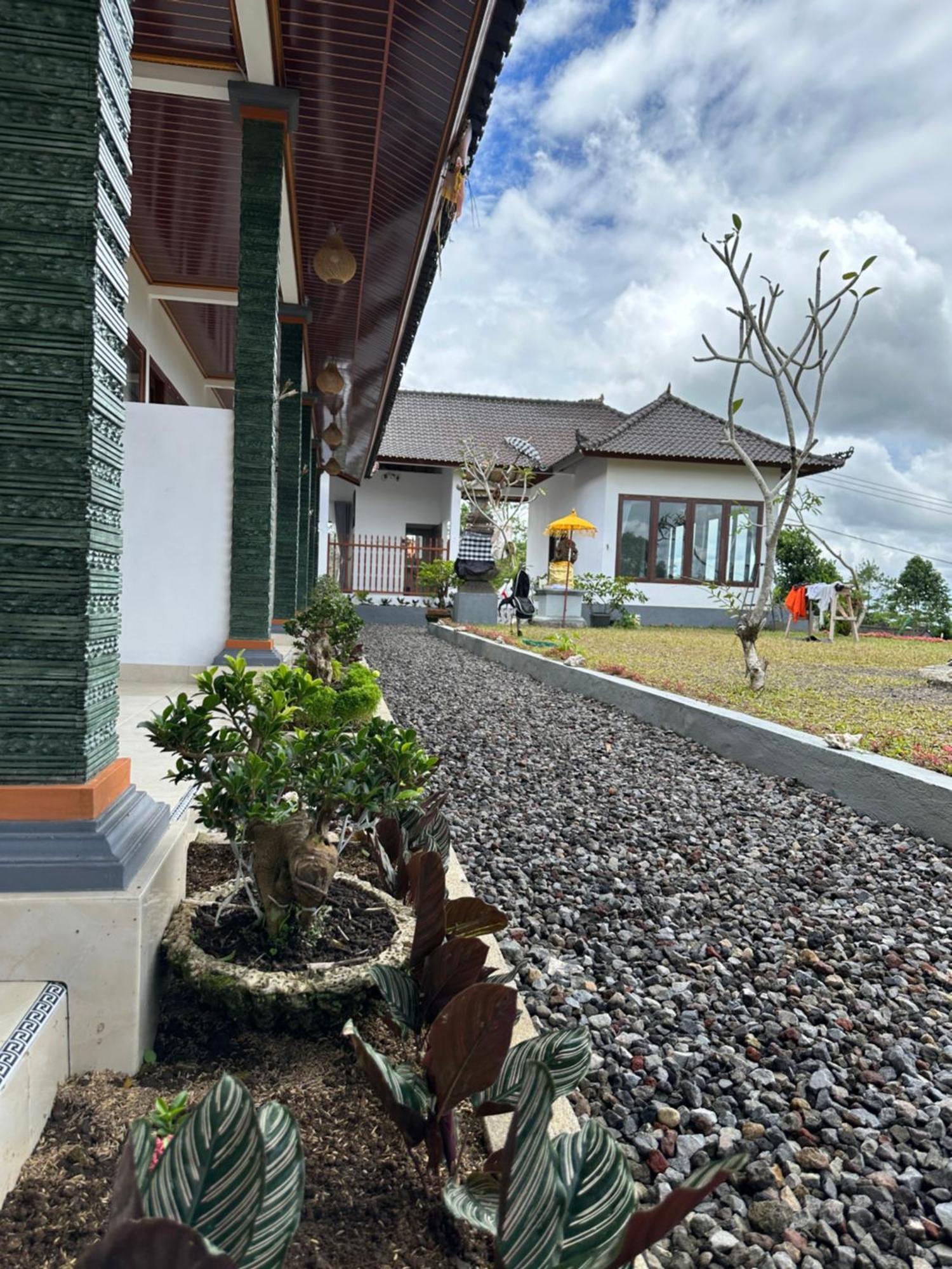 Bali Basuki Retreat Center Apartment Besakih Exterior photo