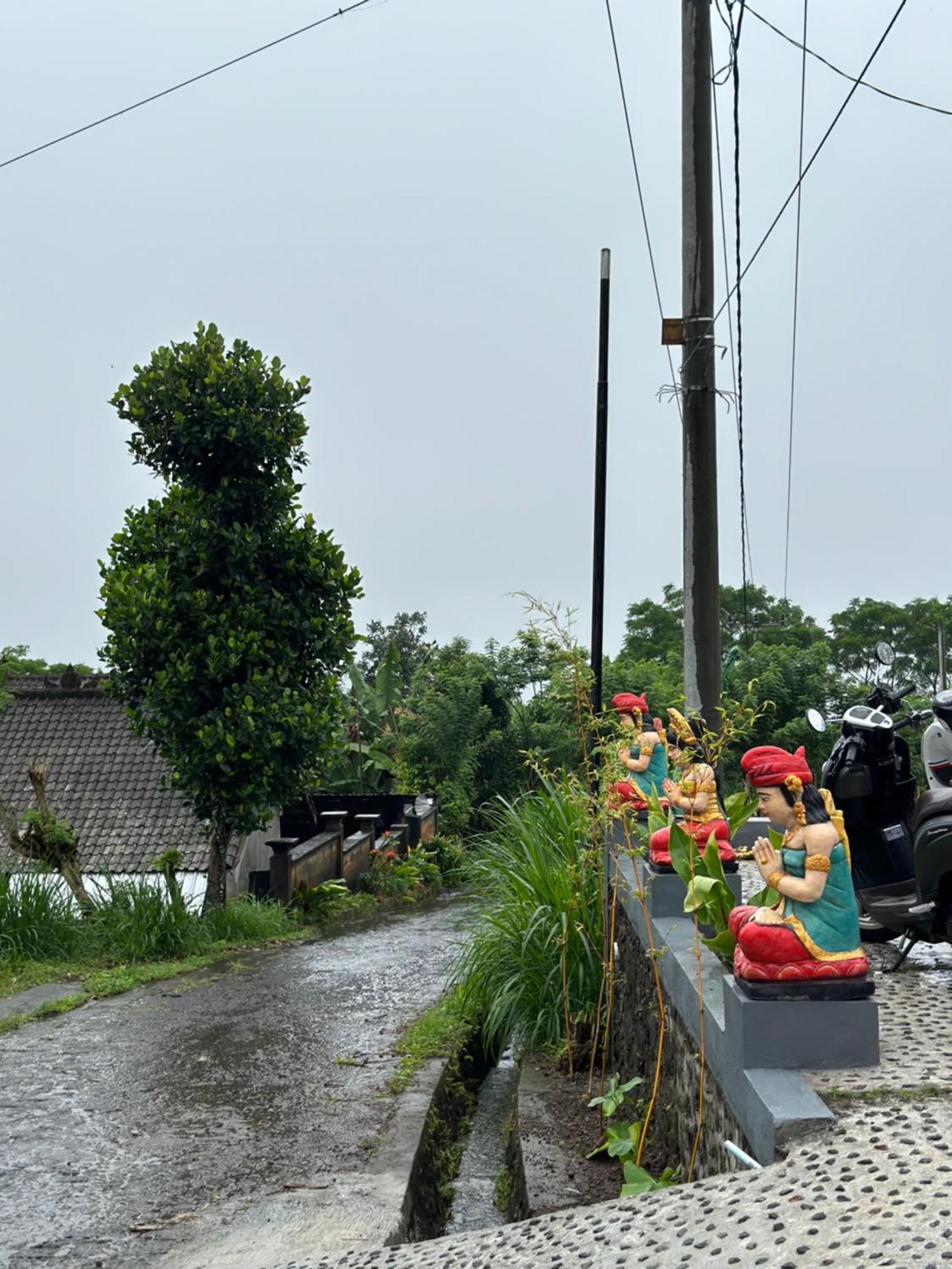 Bali Basuki Retreat Center Apartment Besakih Exterior photo